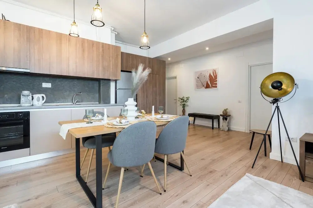 Photo - Uphome Suites