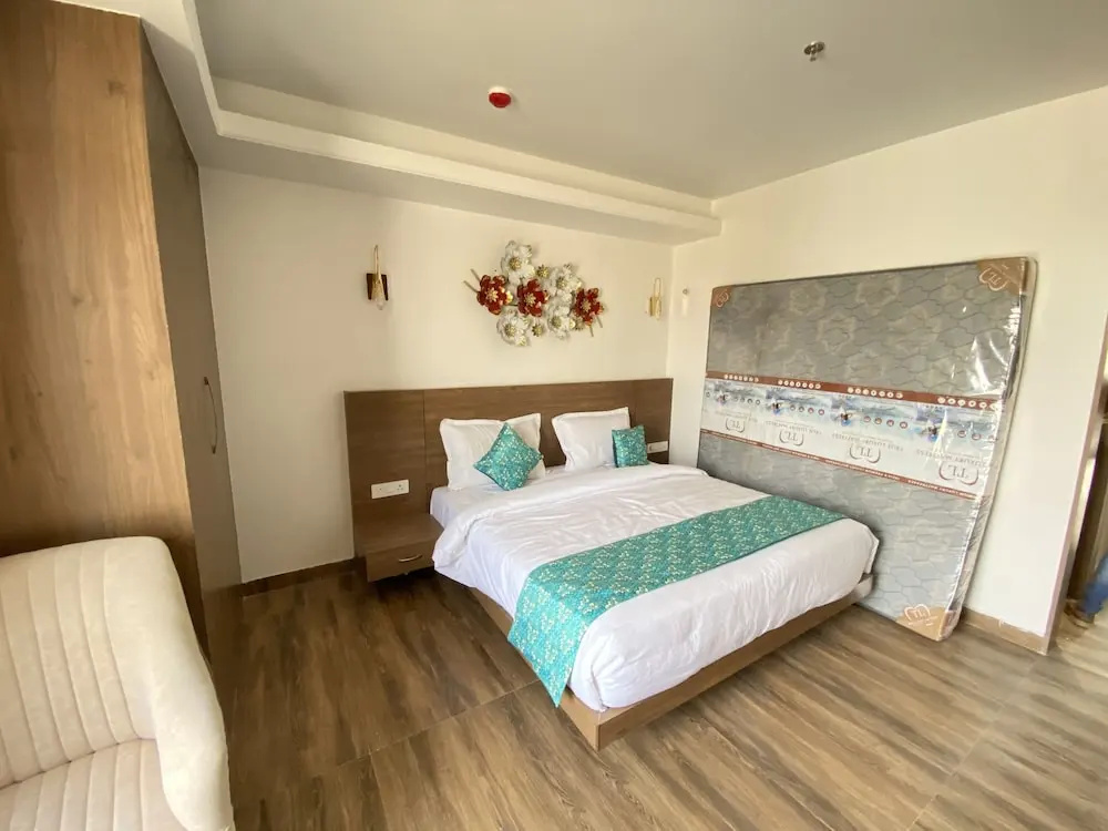 Royal Prime - A City Center Botique Hotal in Jaipur