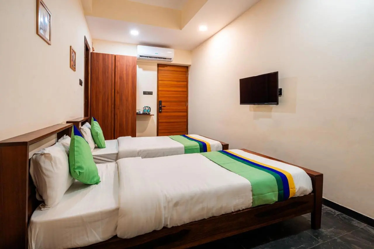 Photo - Treebo Premium The Memoir, Ramdaspeth