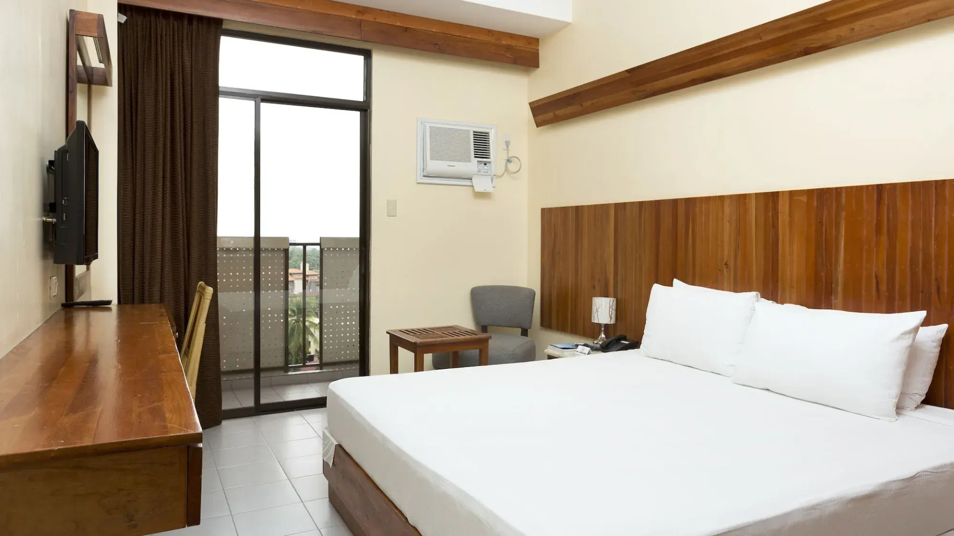 Photo - Tsai Hotel and Residences