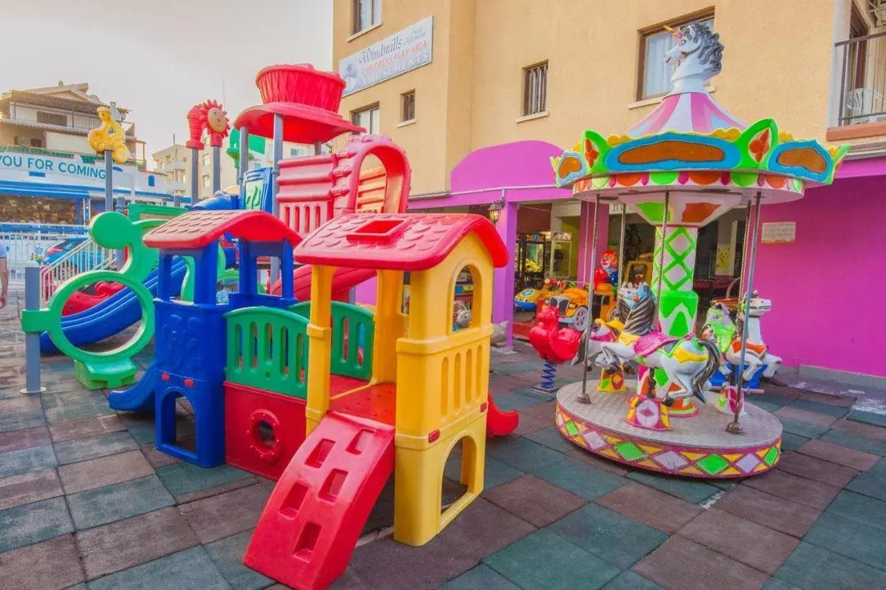 Photo - Windmills Hotel Apartments