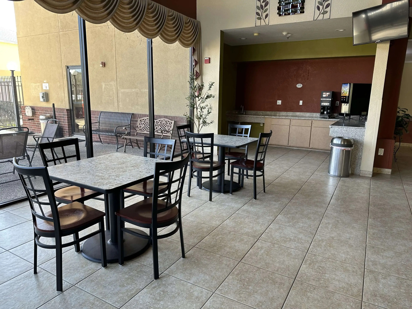 Photo - Red Lion Inn & Suites IAH Airport East