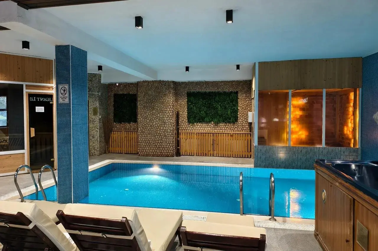 Photo - Elegant Lux Hotel