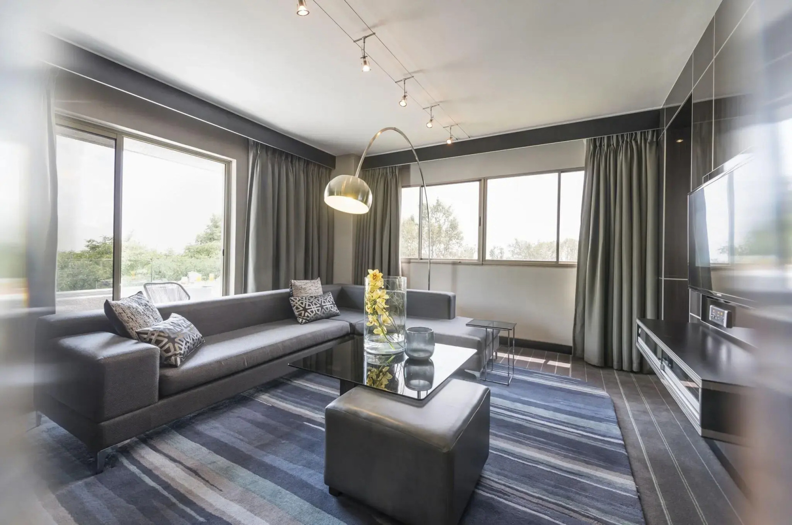 Photo - The Maslow Hotel, Sandton