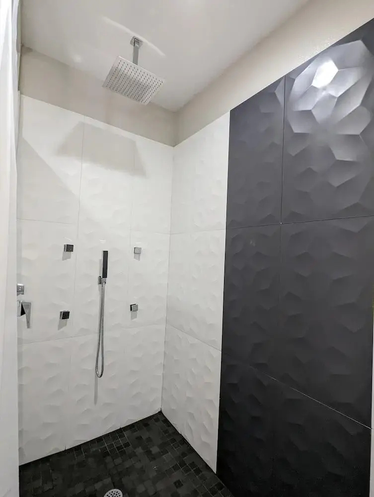 Photo - Crystal Inn Jacinto City
