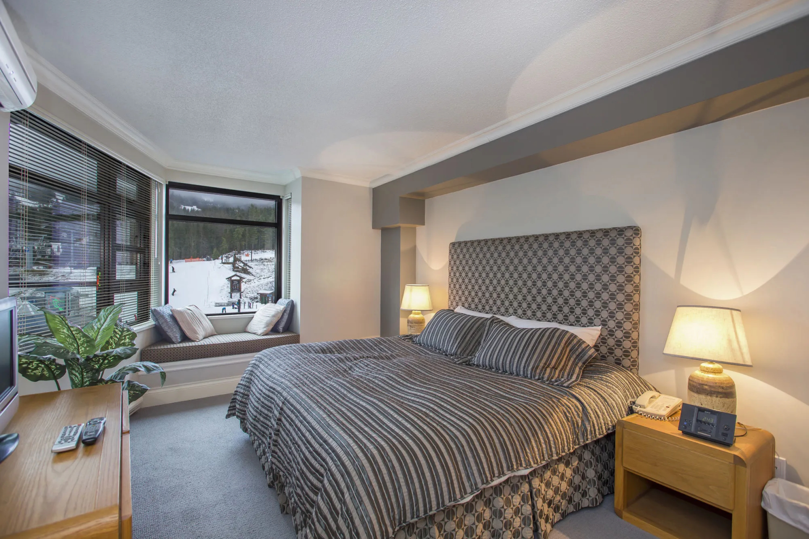Photo - Carleton Lodge