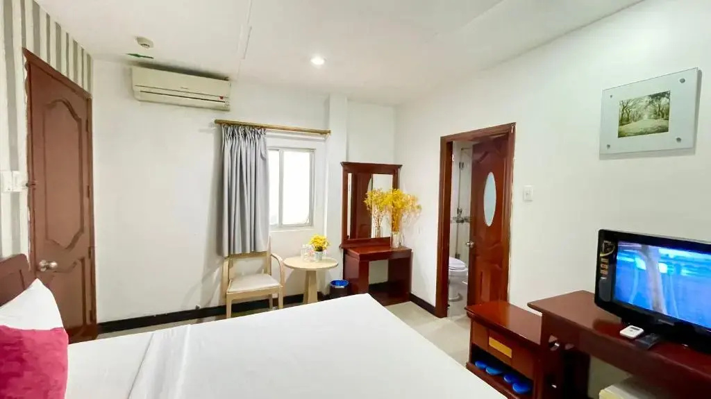 Photo - Gold hotel, Saigon