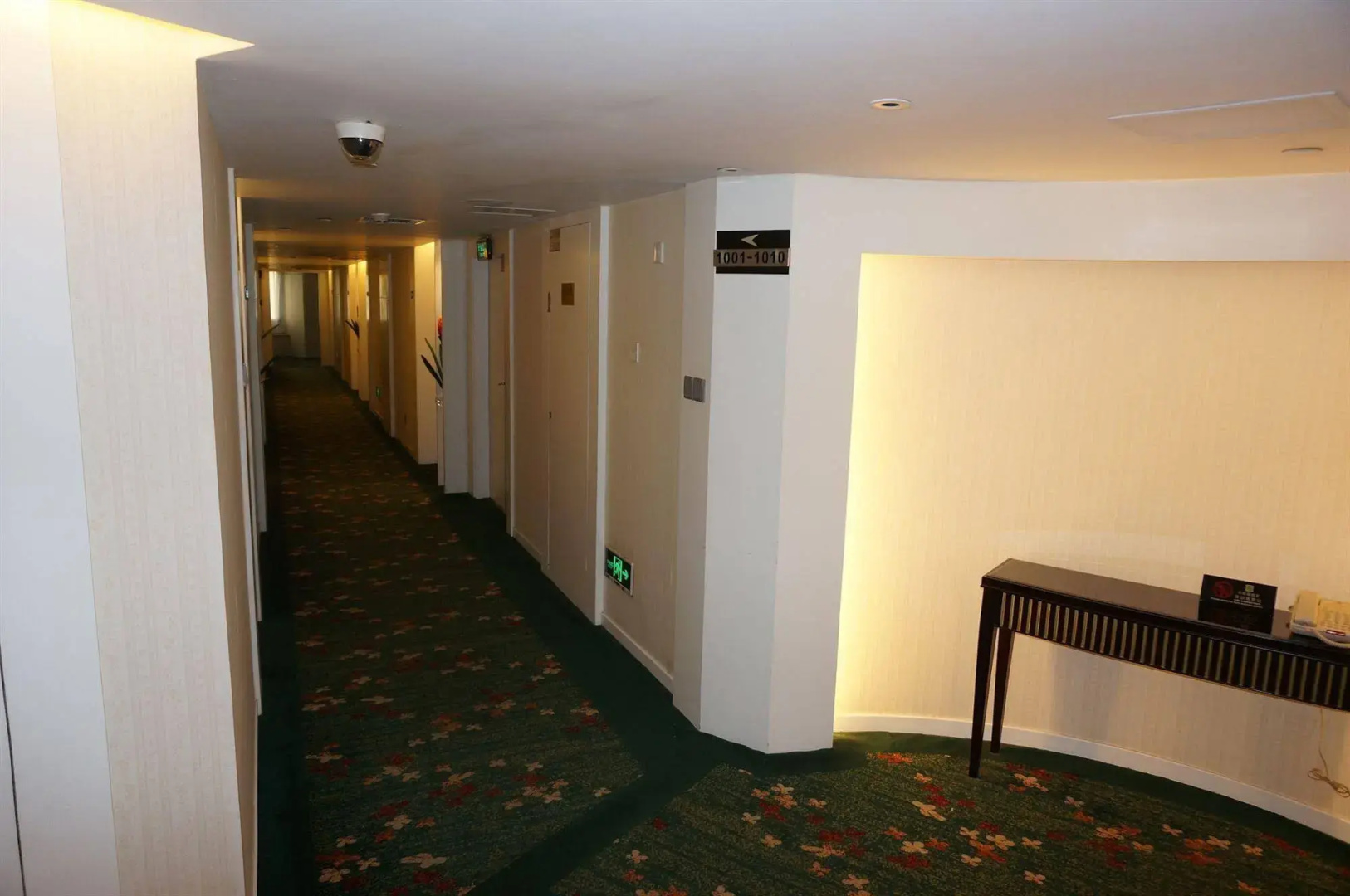 Photo - Imperial Traders Elong Hotel