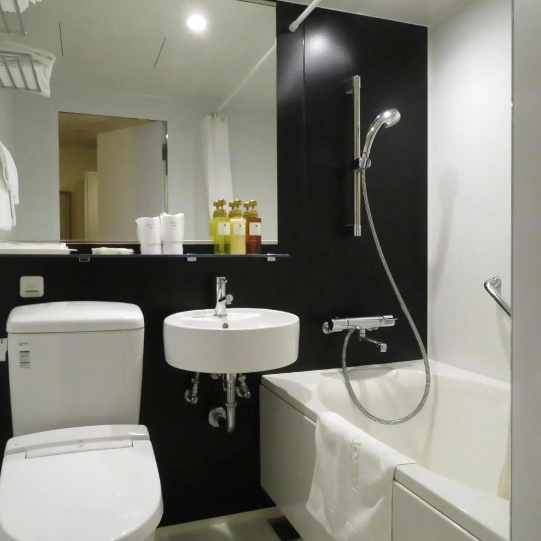 Photo - Arrow Hotel in ShinsaiBashi 朝食無料サービス中