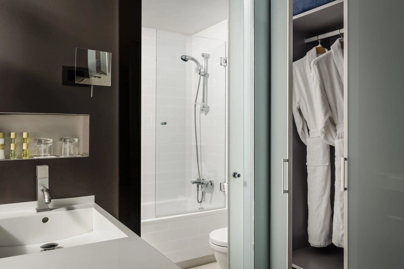 Foto - Ikonik Anglí