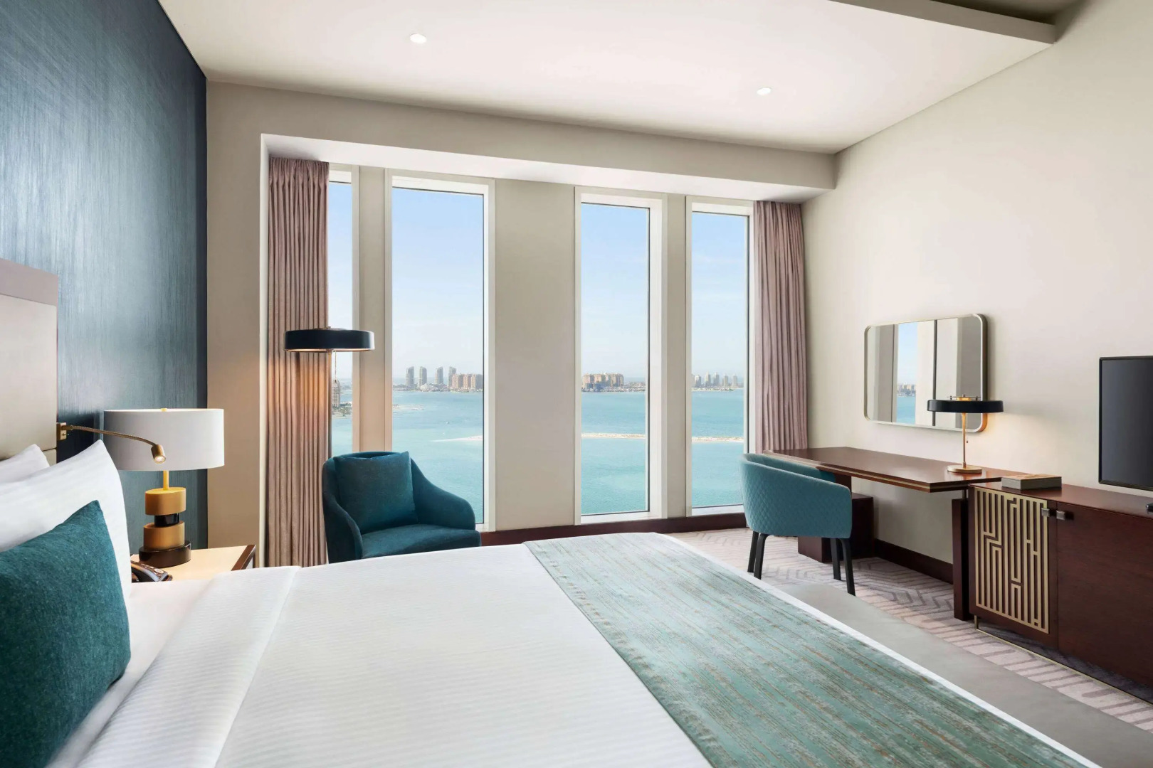 Photo - Wyndham Grand Doha West Bay Beach