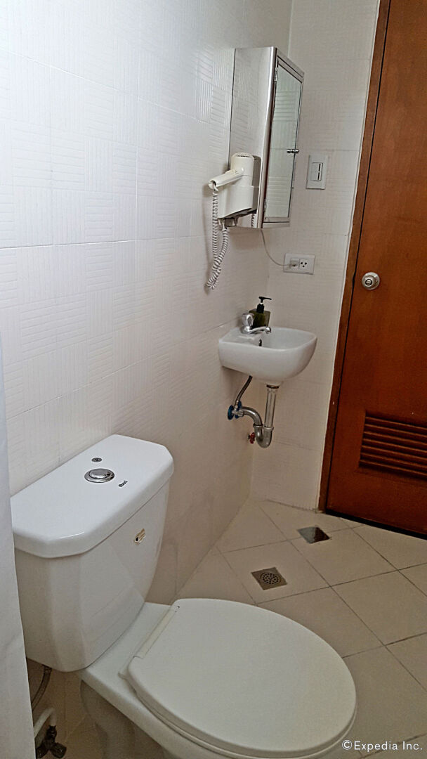 Foto - Townhouse OAK Metro Manila Near Osmena Highway PNR Pasay formerly Avitel Hotel