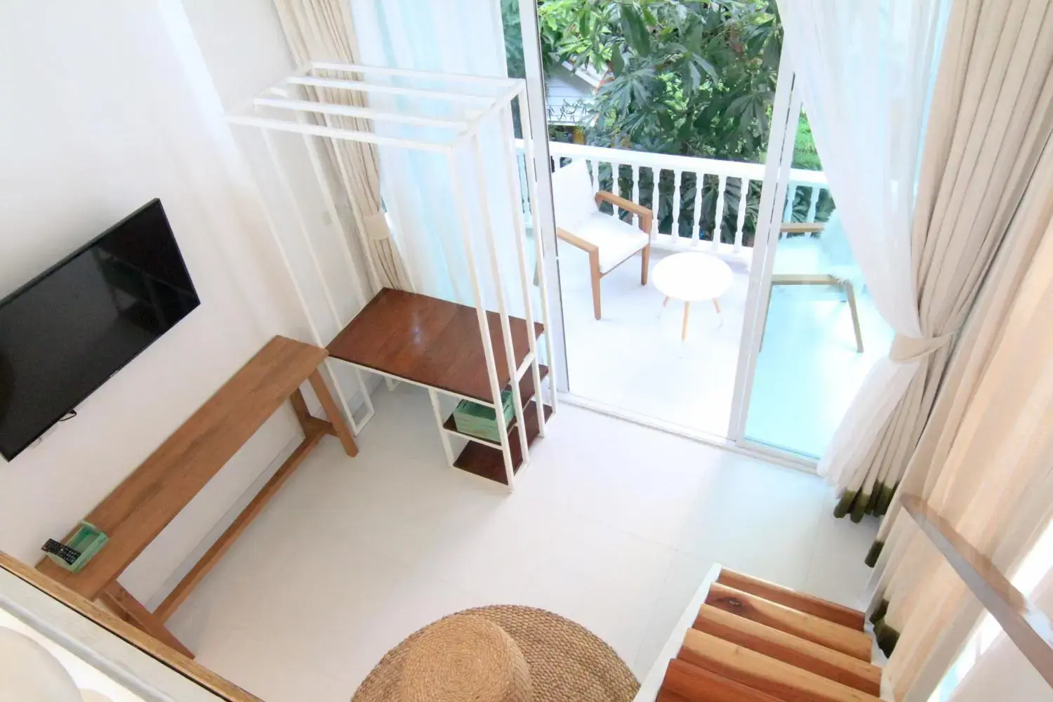 Photo - Changmoi House (Little Village)