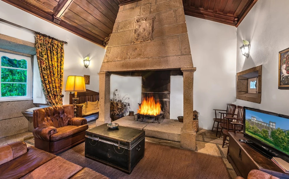Foto - Paço de Calheiros