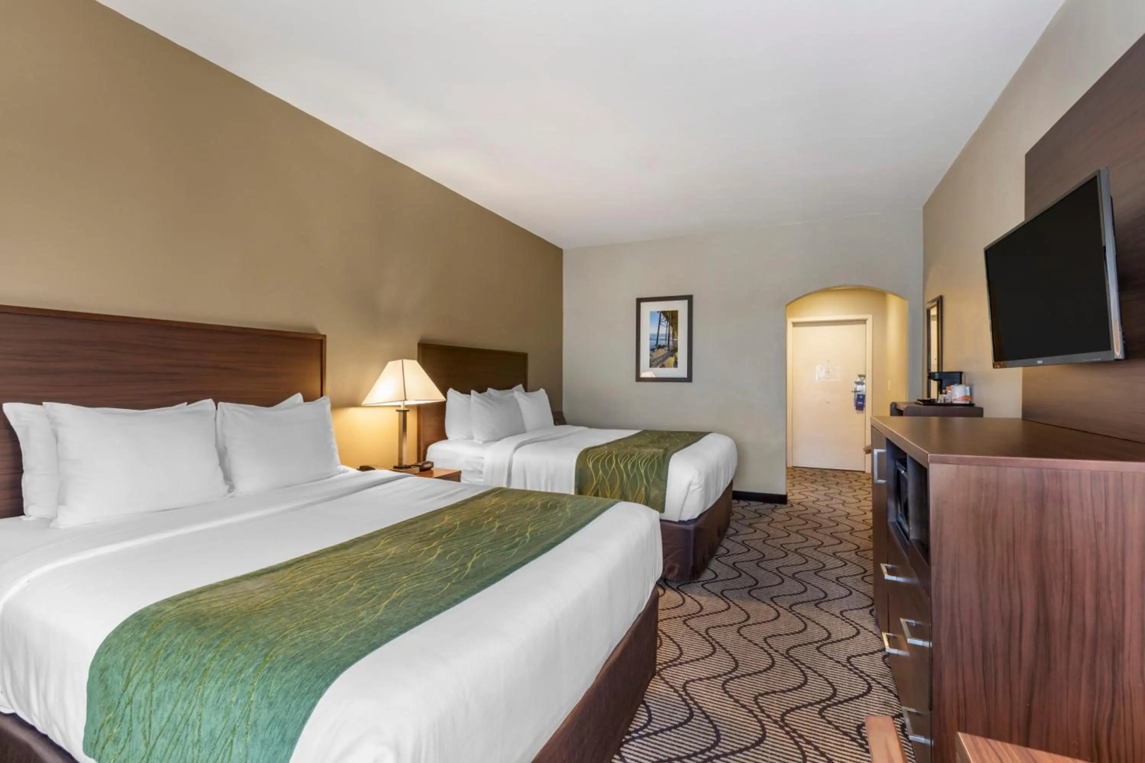 Photo - Comfort Inn & Suites Orange County John Wayne Airport