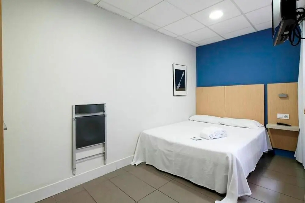 Photo - Hostal Putxet by gaiarooms