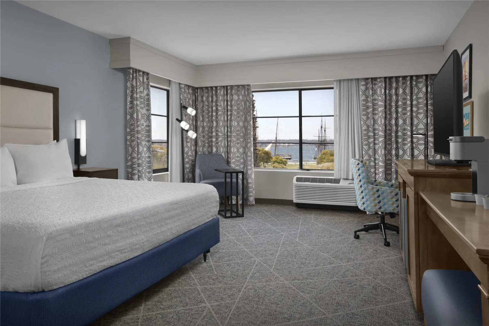 Photo - Hampton Inn San Diego-Downtown