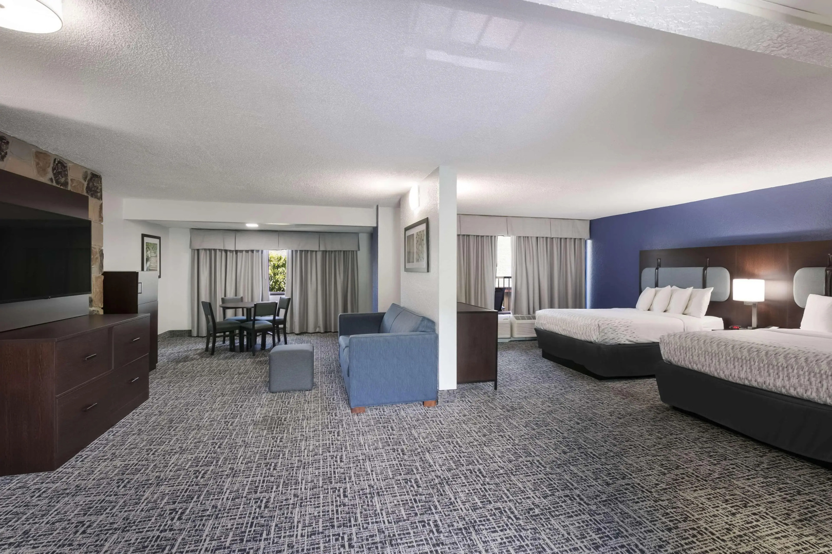Foto - SureStay Plus Hotel by Best Western Gatlinburg