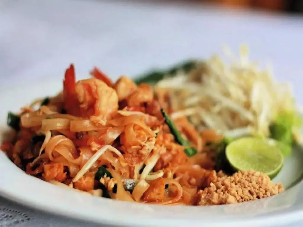 Photo - Summit Pavilion Hotel