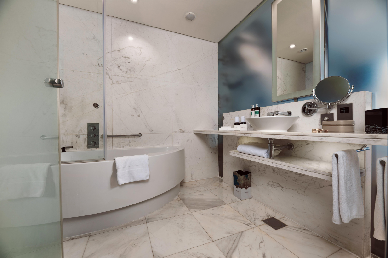 Photo - Media One Hotel Dubai