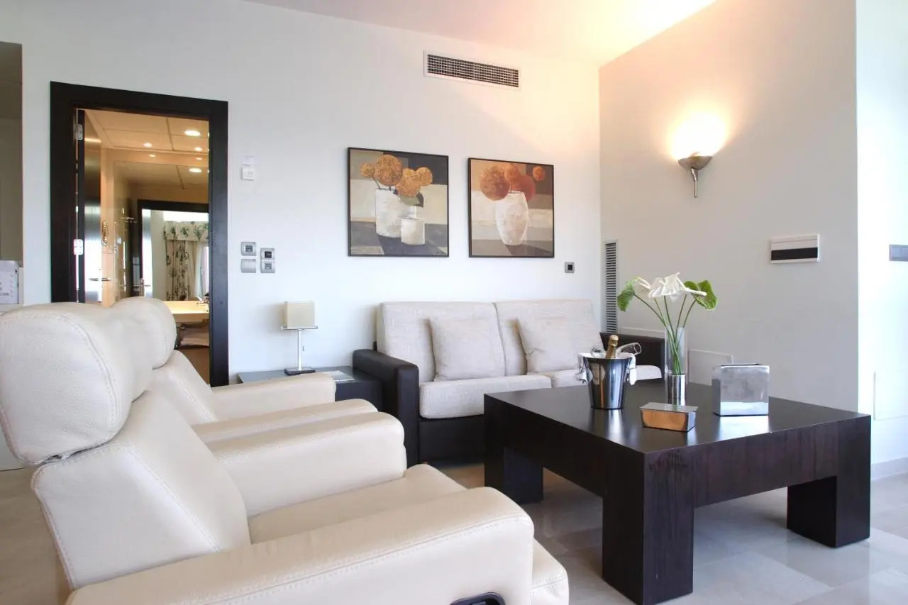 Photo - Senator Águilas