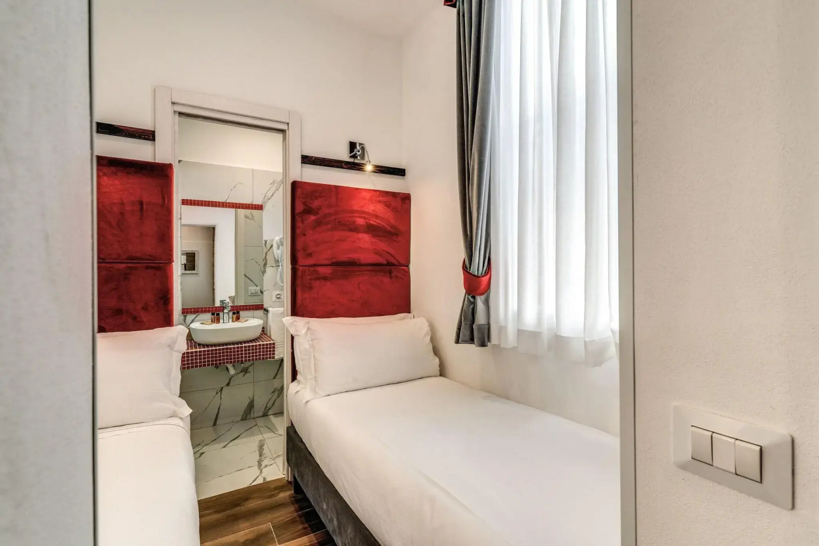 Photo - Tritone Top House