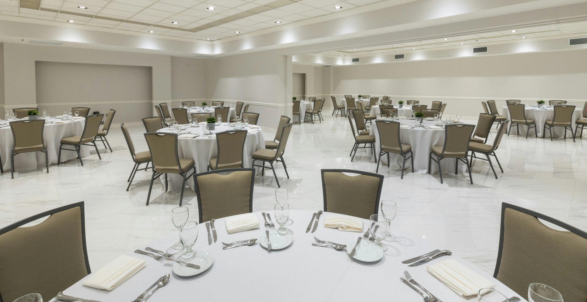Photo - DoubleTree by Hilton Grand Hotel Biscayne Bay