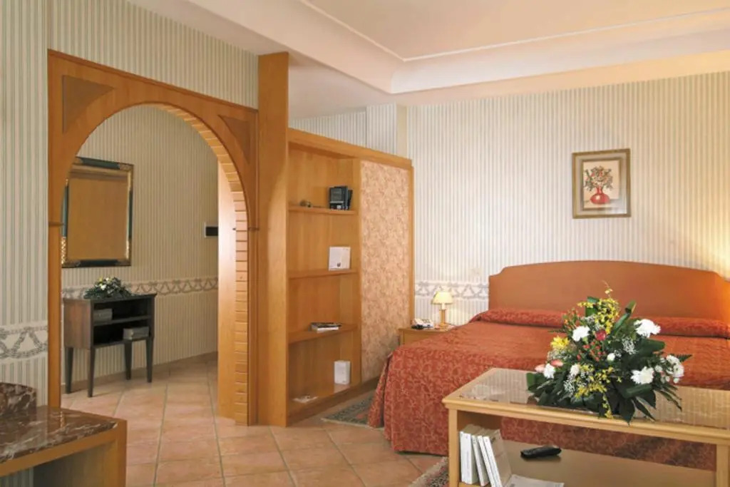 Photo - American Hotel