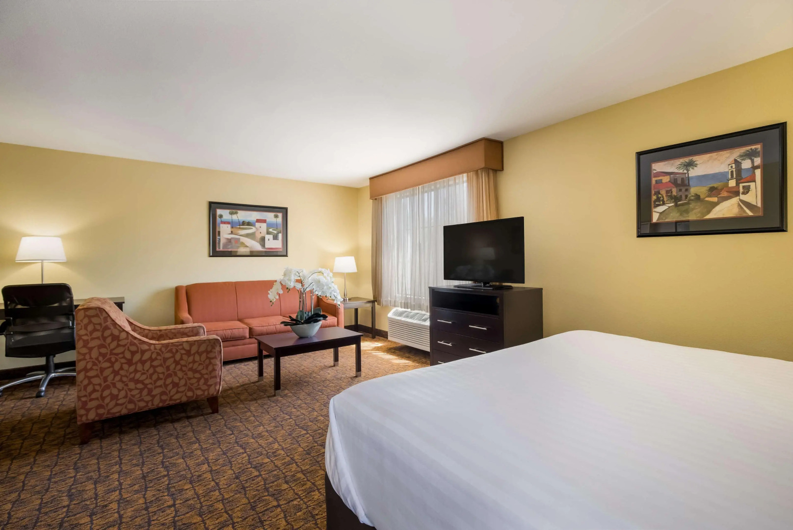 Photo - Best Western Escondido Hotel