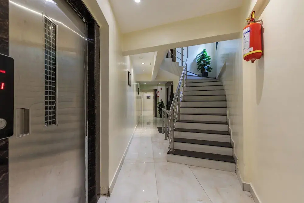 Photo - Hotel Ashyana - Near To Grant Road Station Mumbai