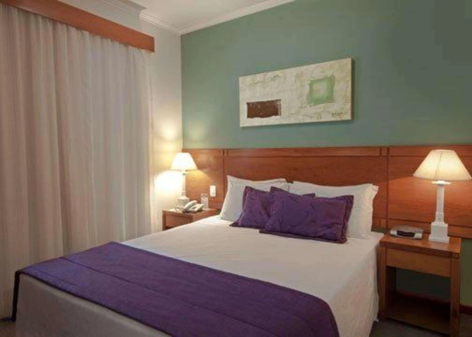 Photo - Quality Suites Vila Olimpia