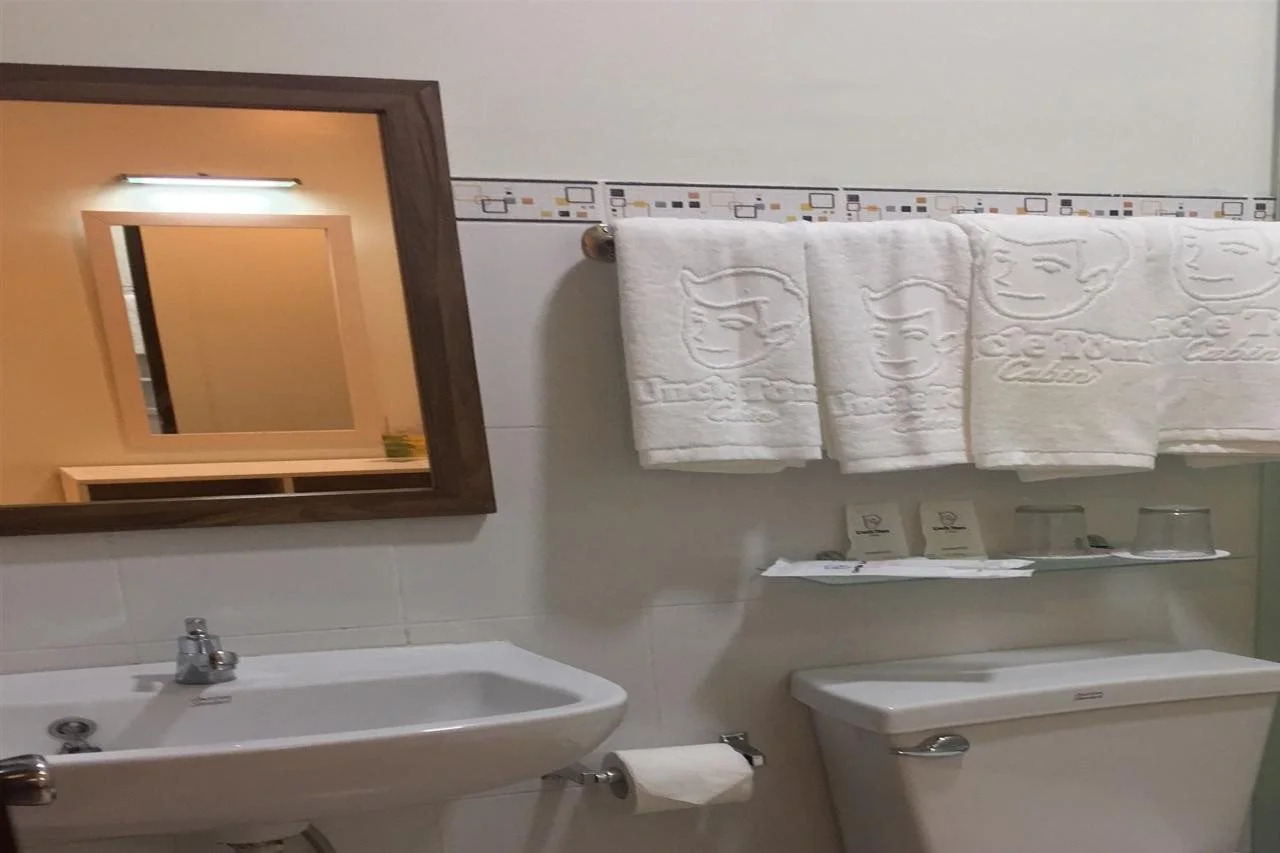 Photo - Cebu Uncle Toms Cabin Hotel powered by Cocotel