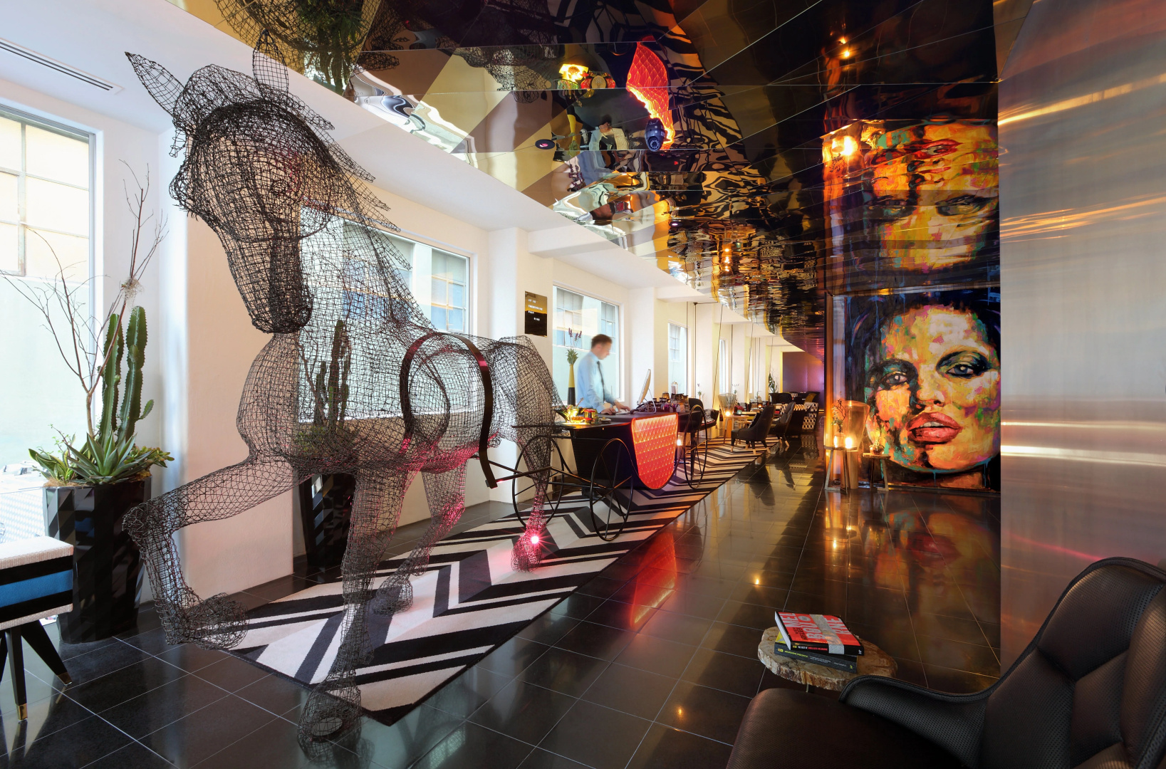 Photo - Adelphi Hotel