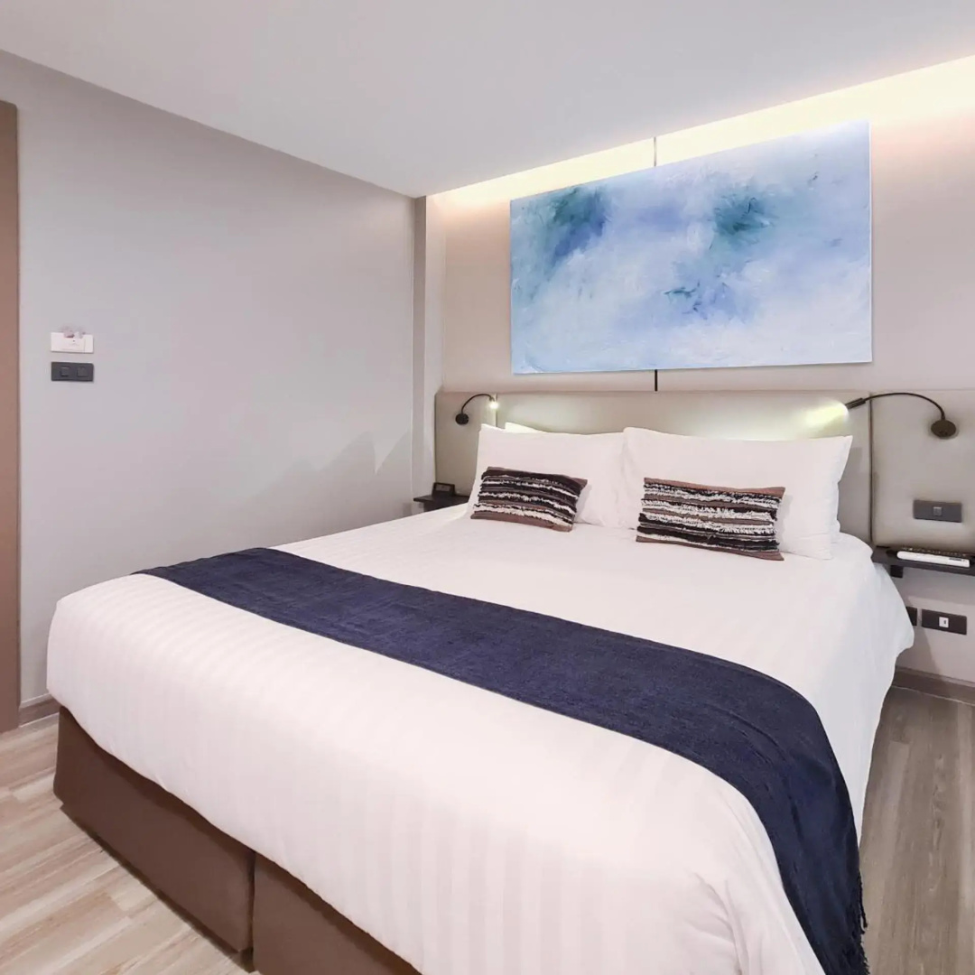 Photo - Sova Hotel Bangkok
