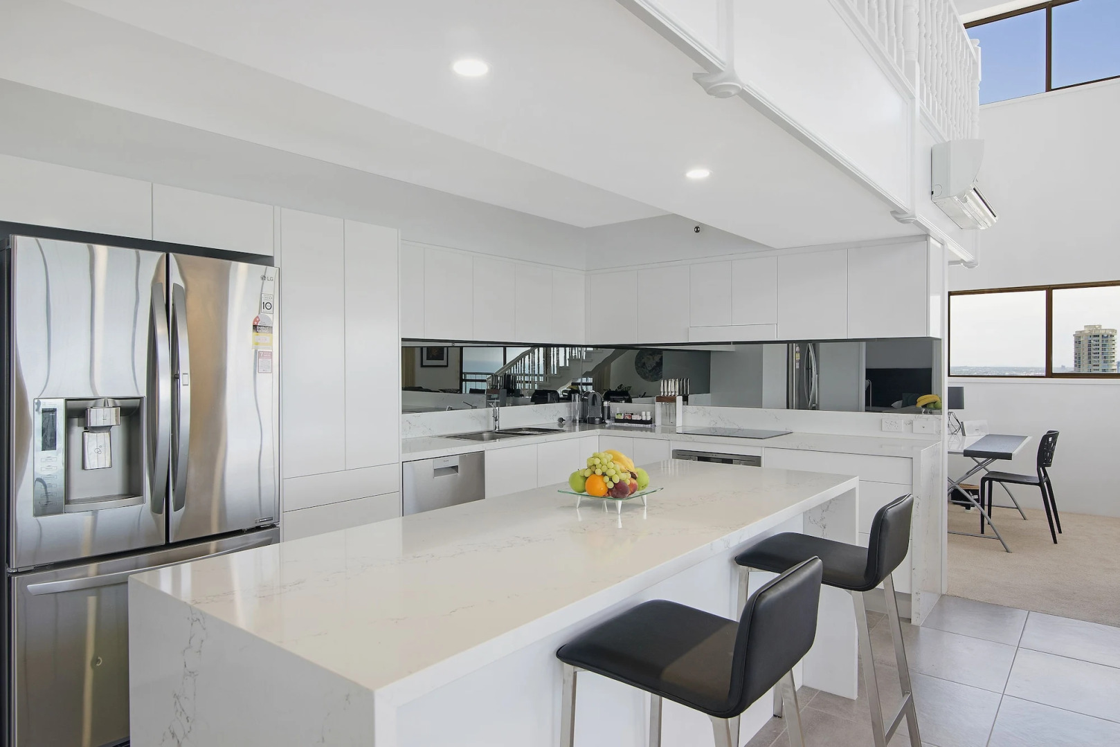 Photo - Burleigh Esplanade Apartments