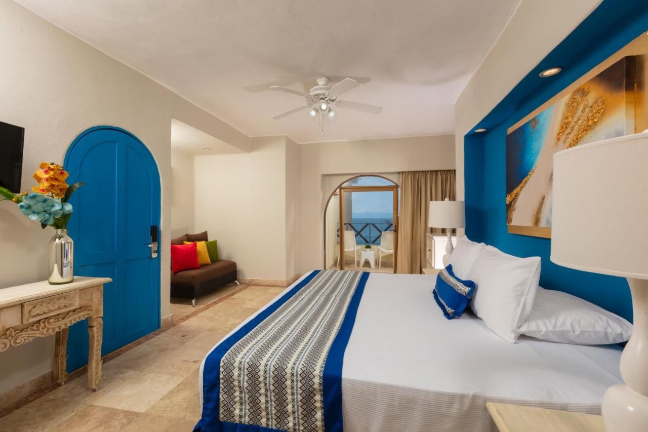 Photo - Blue Chairs Beachfront Resort Puerto Vallarta - Adults Only
