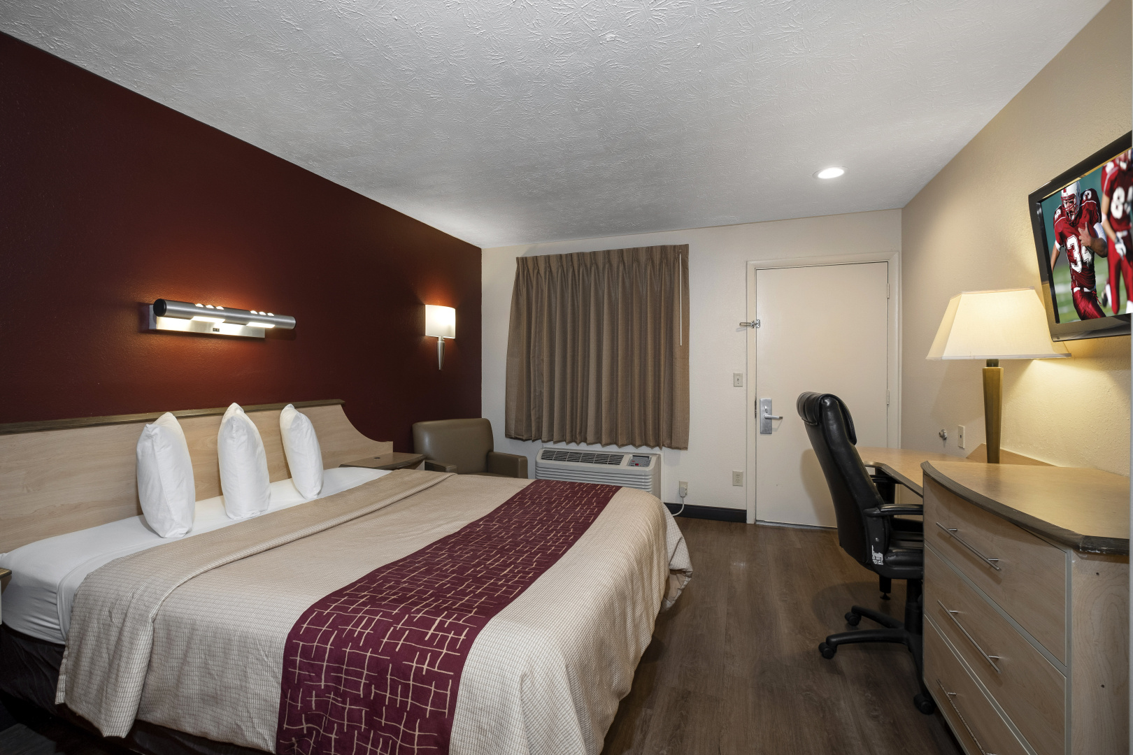 Photo - Red Roof Inn Indianapolis - Greenwood