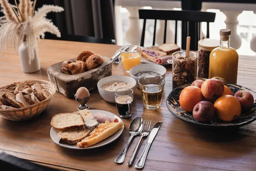 Photo - Corneille - Entrée autonome, réception en ligne - Encore Mieux