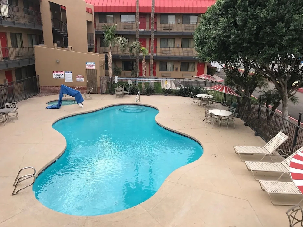 Foto - Travelers Inn - Phoenix