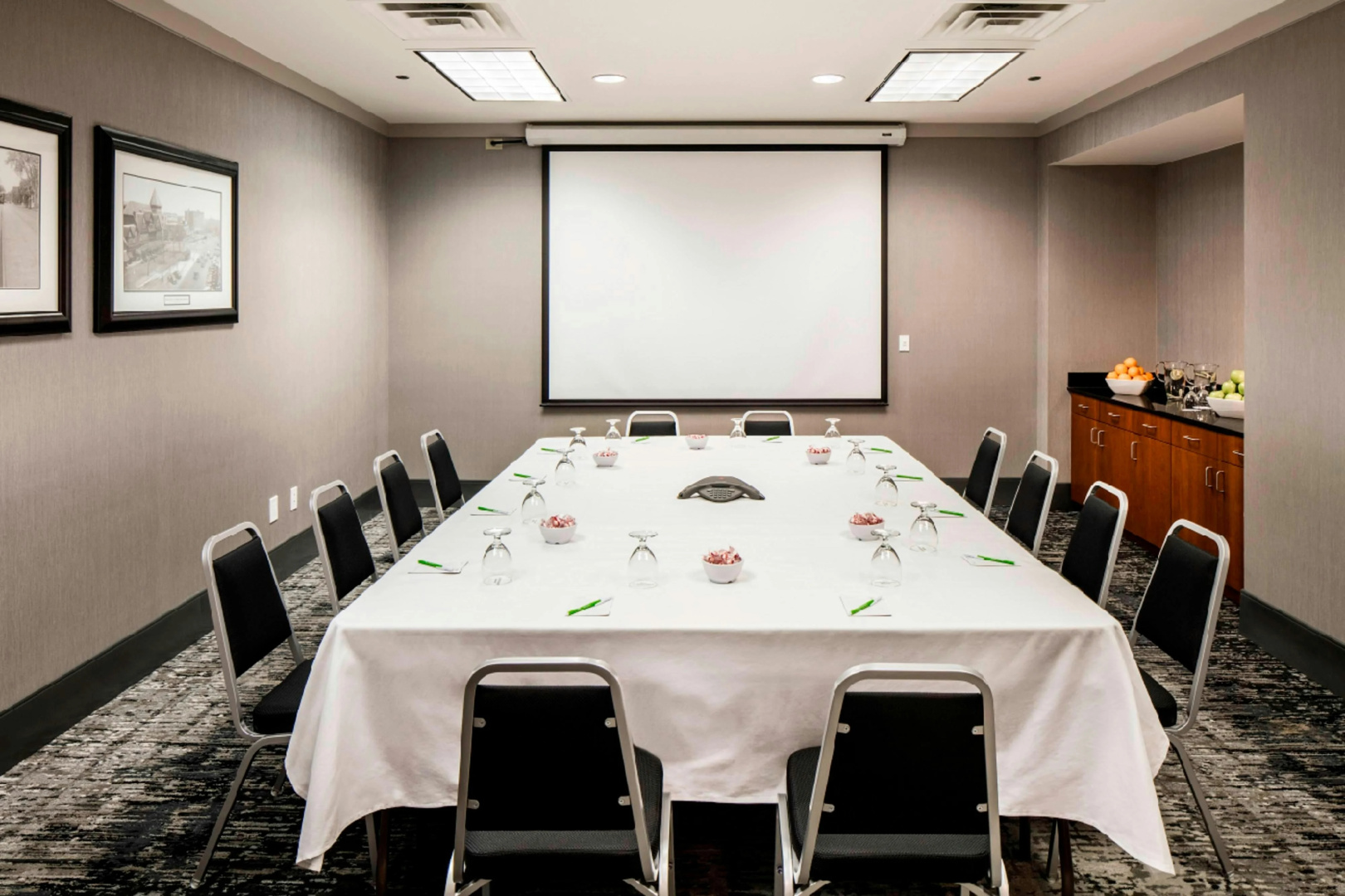 Foto - Courtyard by Marriott Boston Brookline