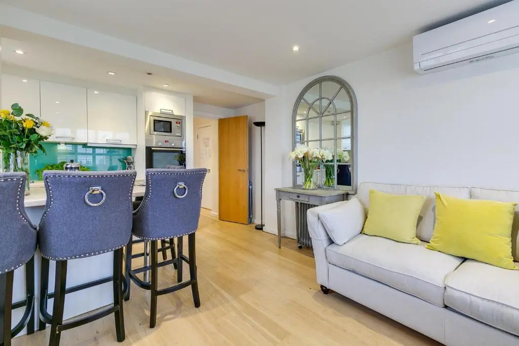 Photo - Nell Gwynn Chelsea Accommodation
