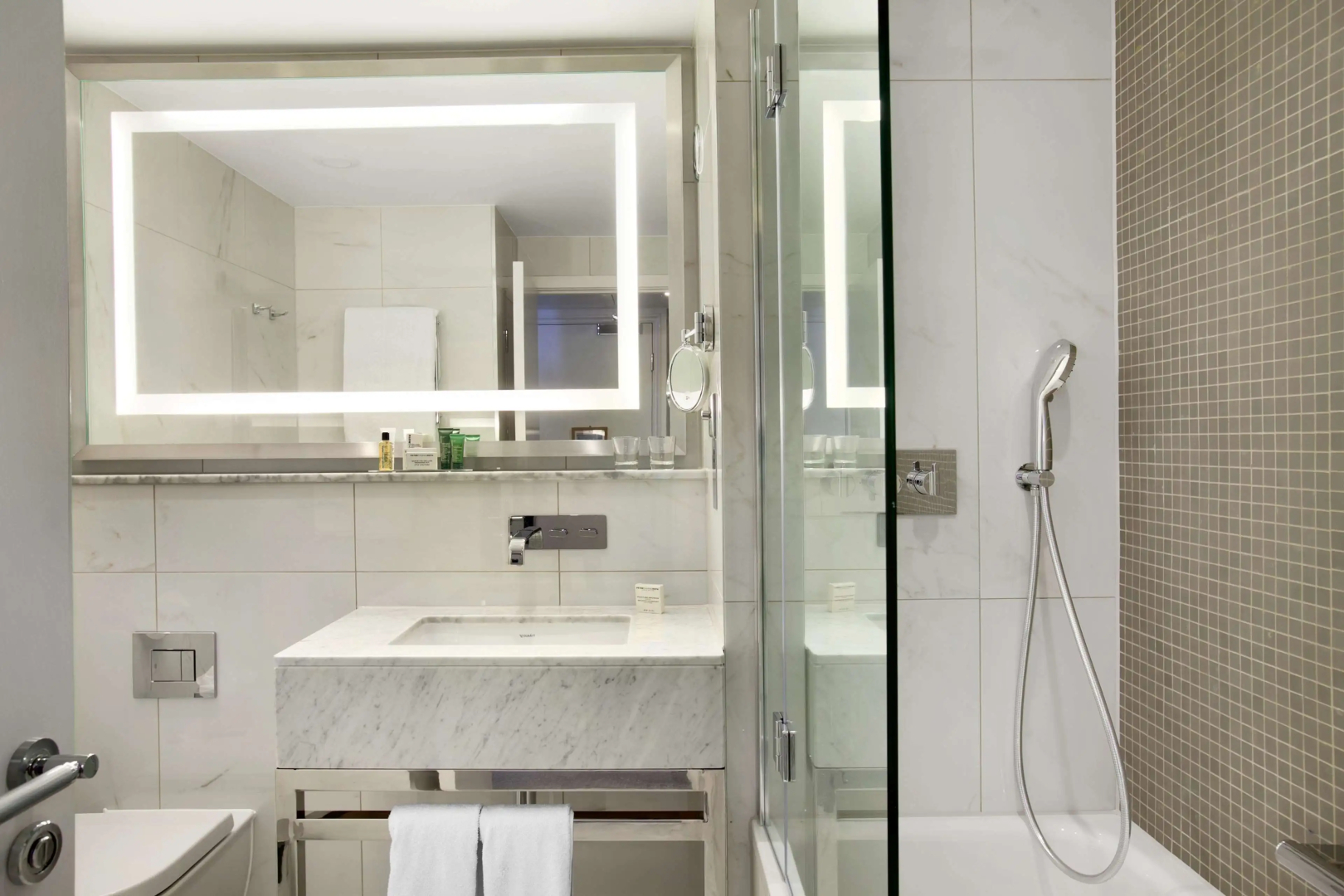 Photo - Hilton London Angel Islington