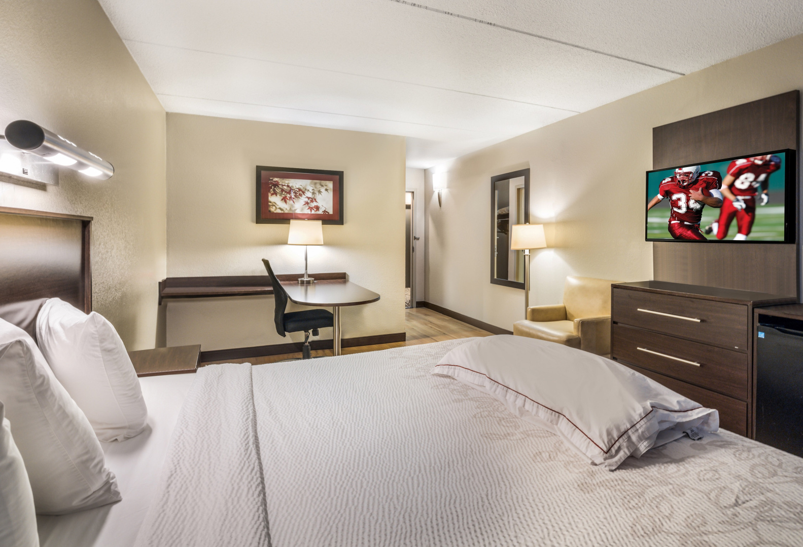 Photo - Red Roof Inn PLUS+ Boston - Woburn/ Burlington
