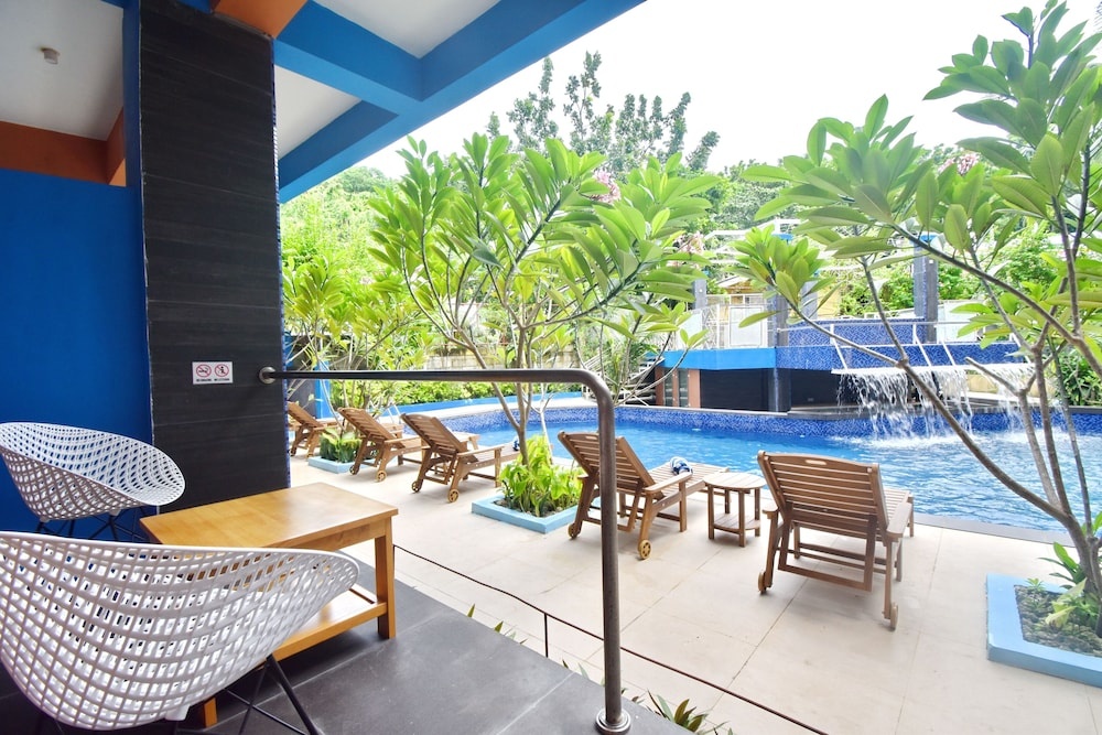 Photo - Oseidon Hotel Boracay