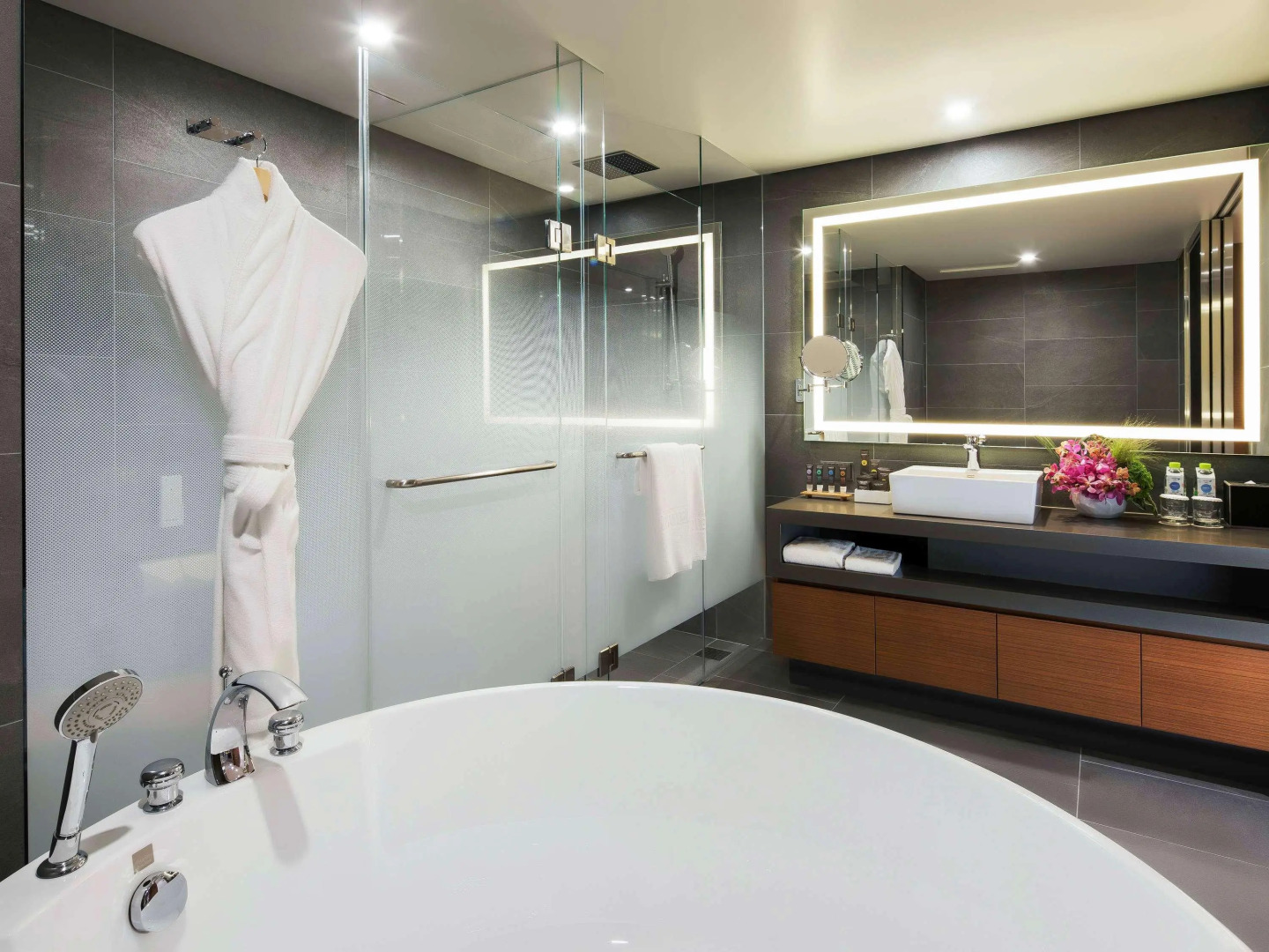 Photo - Novotel Ambassador Seoul Dongdaemun Hotels & Residences