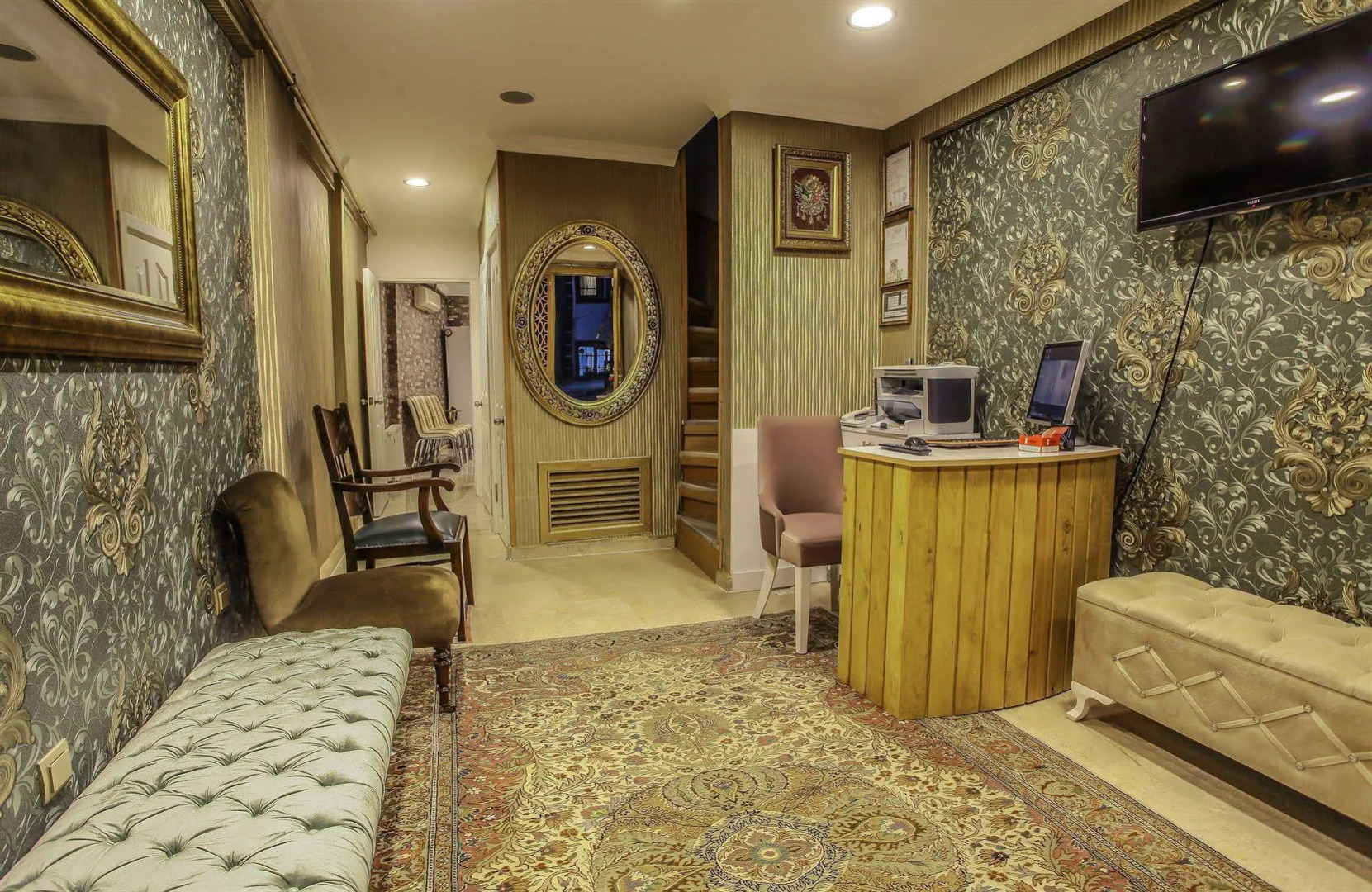 Photo - Walnut Shell Hotel