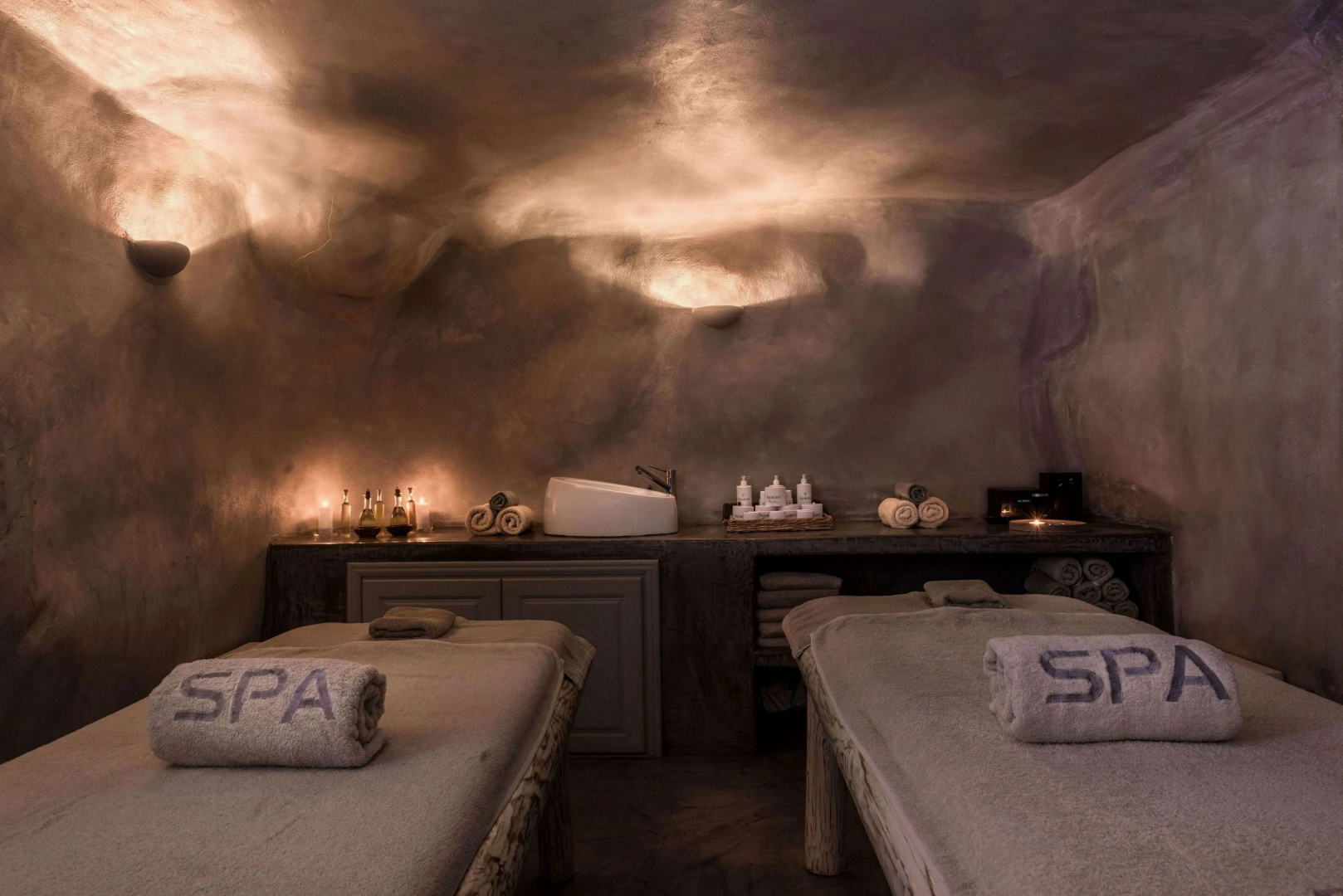Photo - Andronis Boutique Hotel