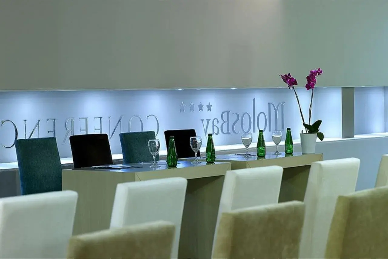 Photo - Molos Bay Hotel