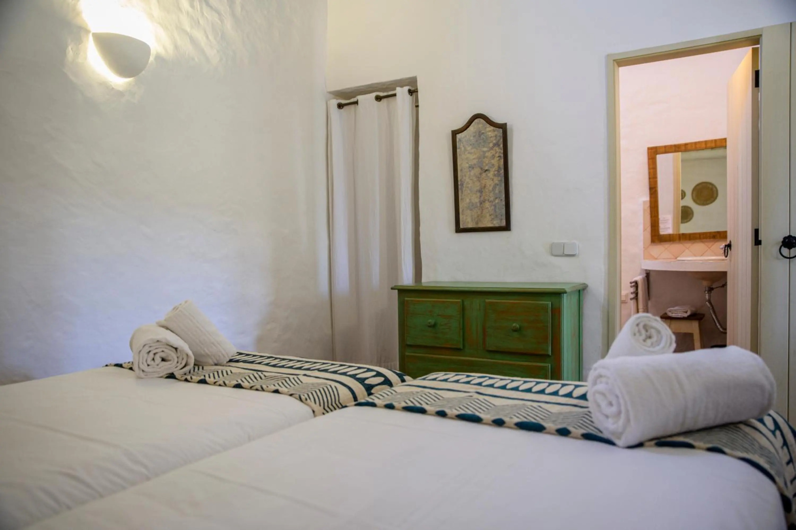 Photo - Aldeia da Pedralva by WOT Signature