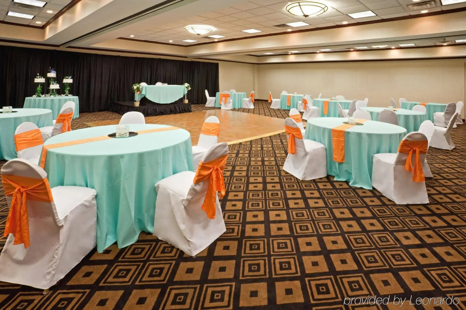 Photo - DoubleTree by Hilton Austin Northwest - Arboretum